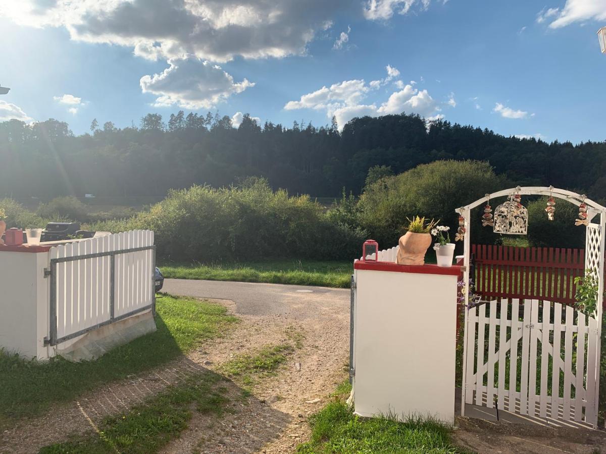 La Toskana Apartment Ihr Rueckzugsort Am Regen Zeitlarn Exterior foto